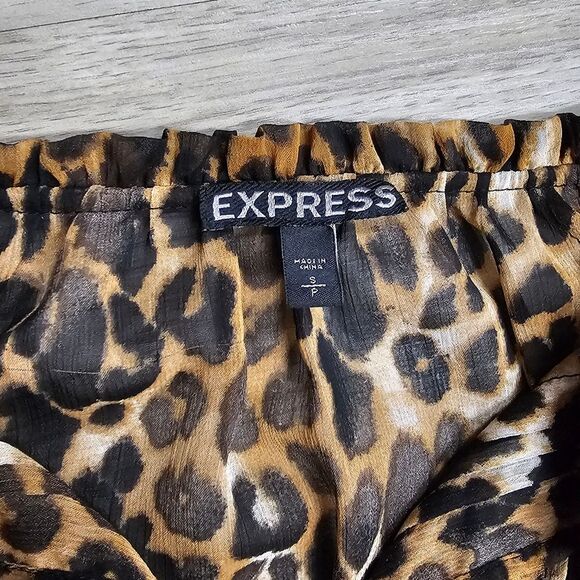 EXPRESS Y2K Animal Print Cheetah Flirtly Off shoulder Chiffon Blouse Size S - Picture 2 of 10